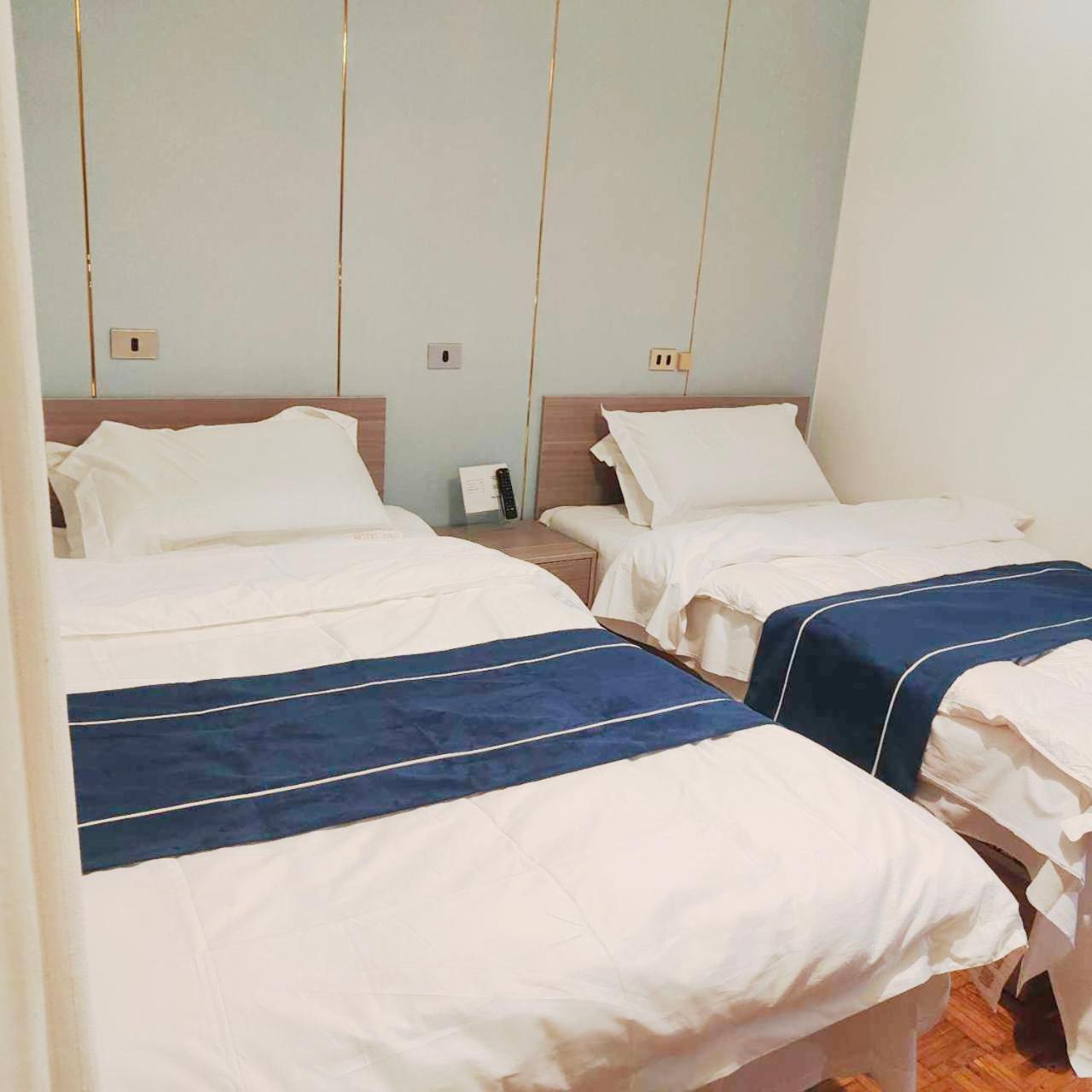 Hotel Ristorante Oro 첸토 외부 사진